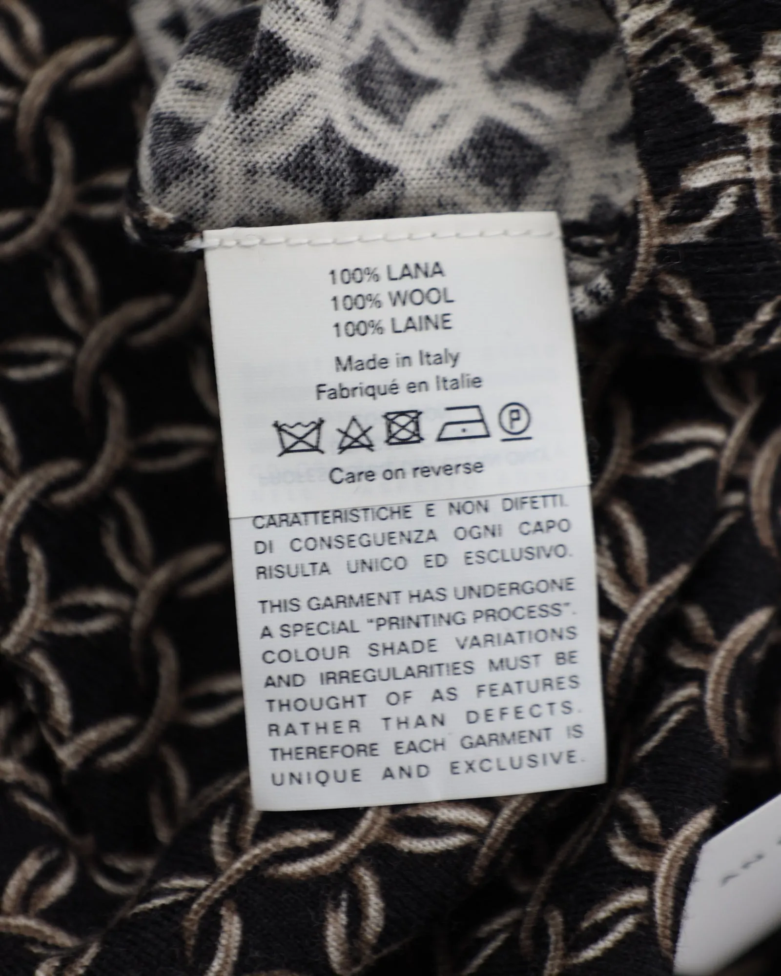 Alexander McQueen Chain Link Print Cardigan in Black Wool