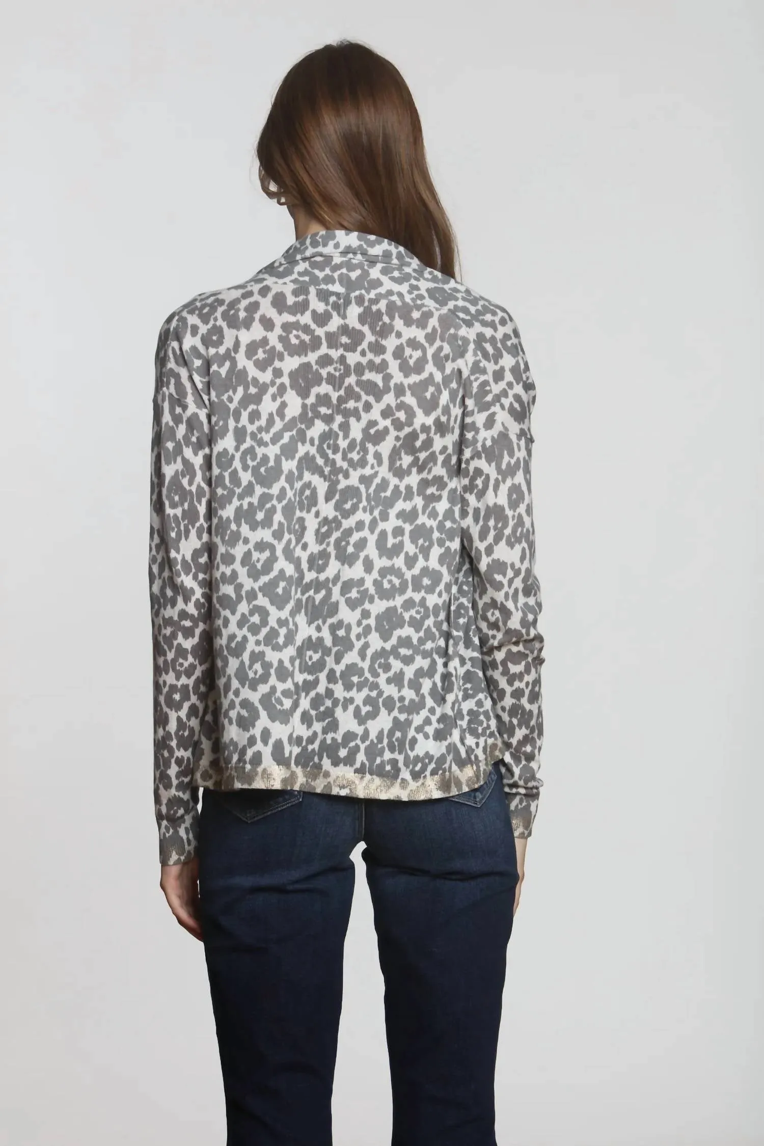 Goldie Printed Cardigan In Cheetah Snow