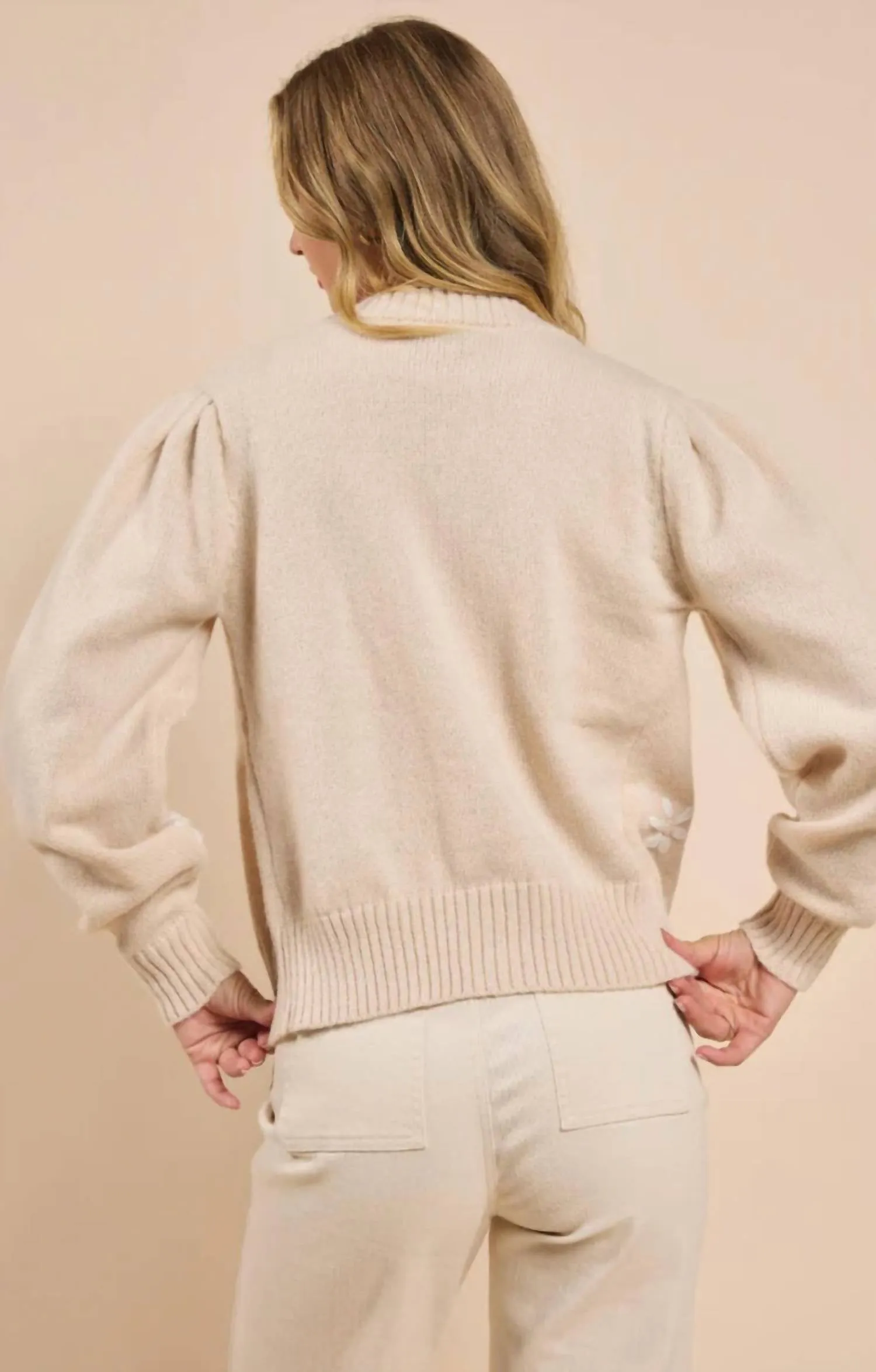 Pretty Daisy Cardigan In Cream