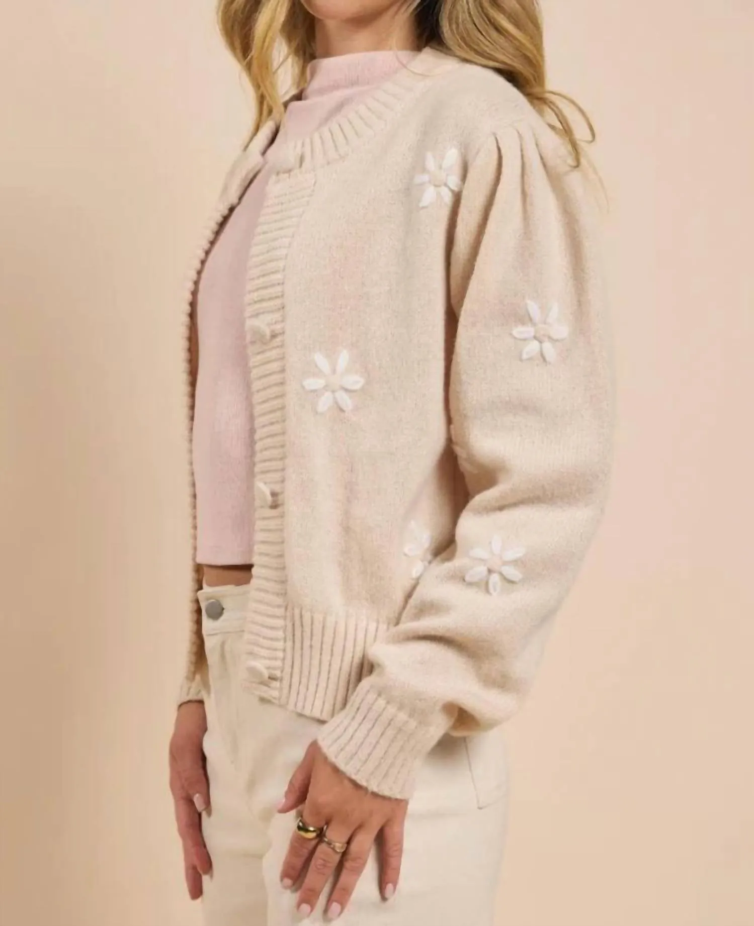 Pretty Daisy Cardigan In Cream