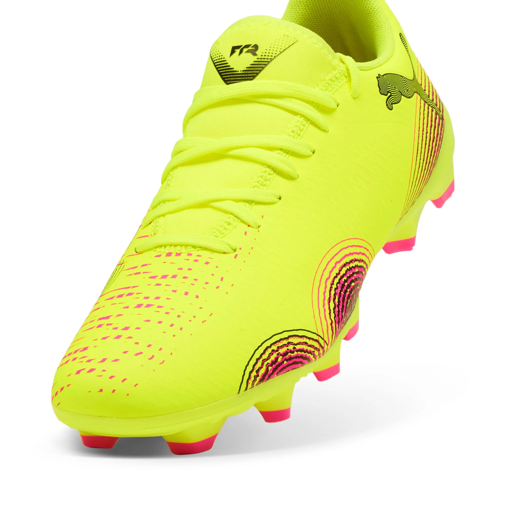PUMA Women's FUTURE 8 PLAY FG/AG Football Boots Women