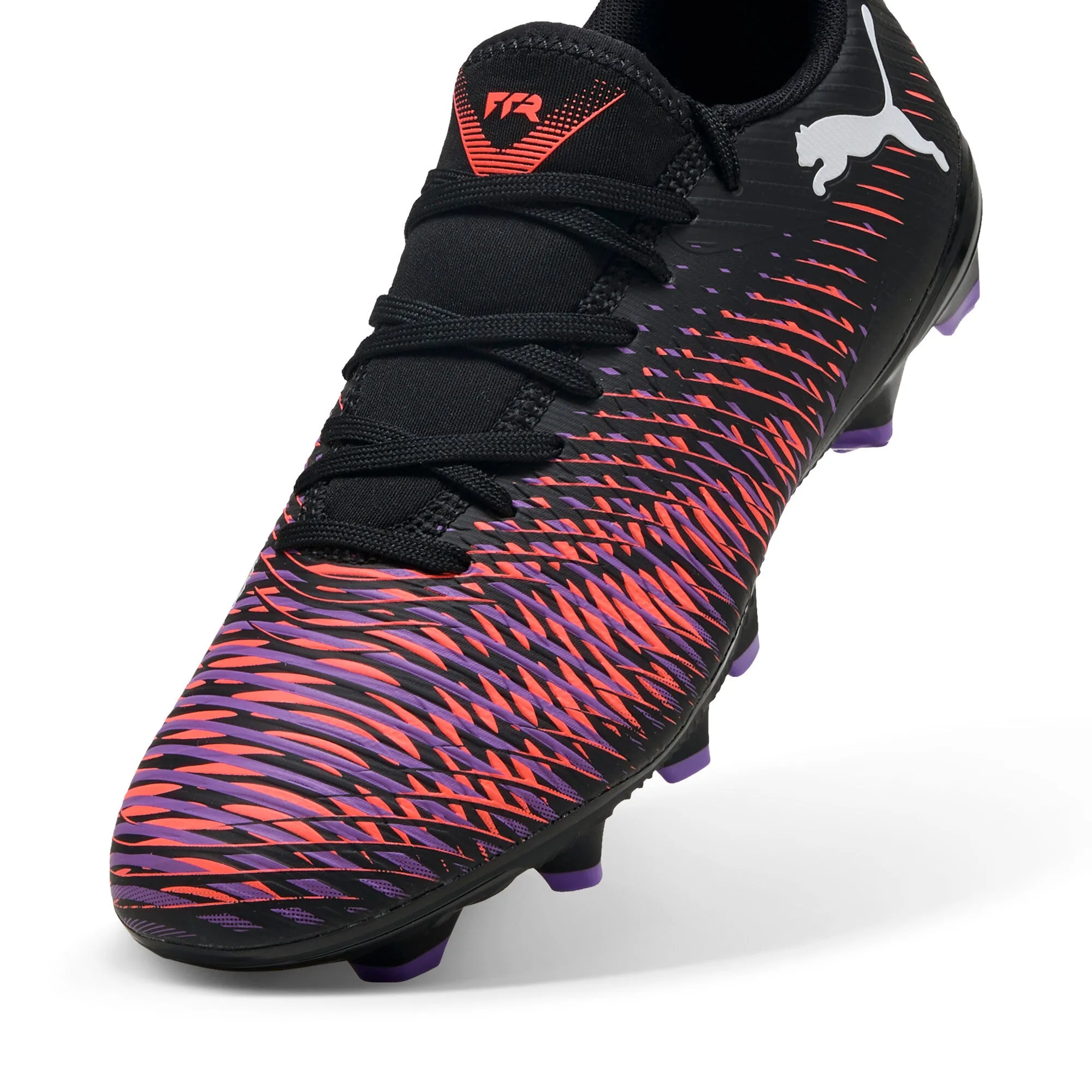 PUMA Women's FUTURE 8 PLAY FG/AG Football Boots Women